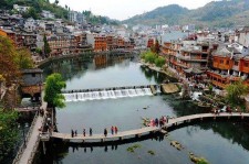扬州长沙旅游攻略(长沙旅游攻略景点必去二日游)