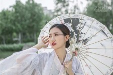 扬州汉服模特兼职(汉服模特兼职雇用)