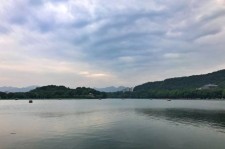扬州杭州自助游(杭州自助游旅游攻略)