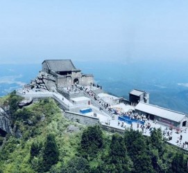 扬州湖南旅游攻略(武汉到湖南旅游攻略)