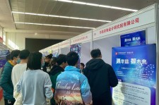 扬州北京伴游招聘 北京各大高校恢复线下招聘会，今年有什么不一样？记者探访