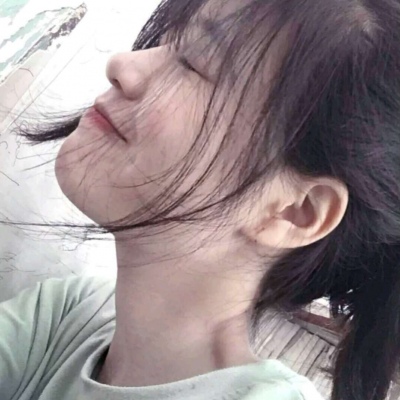 扬州伴游女生烟雨蒙蒙的资料