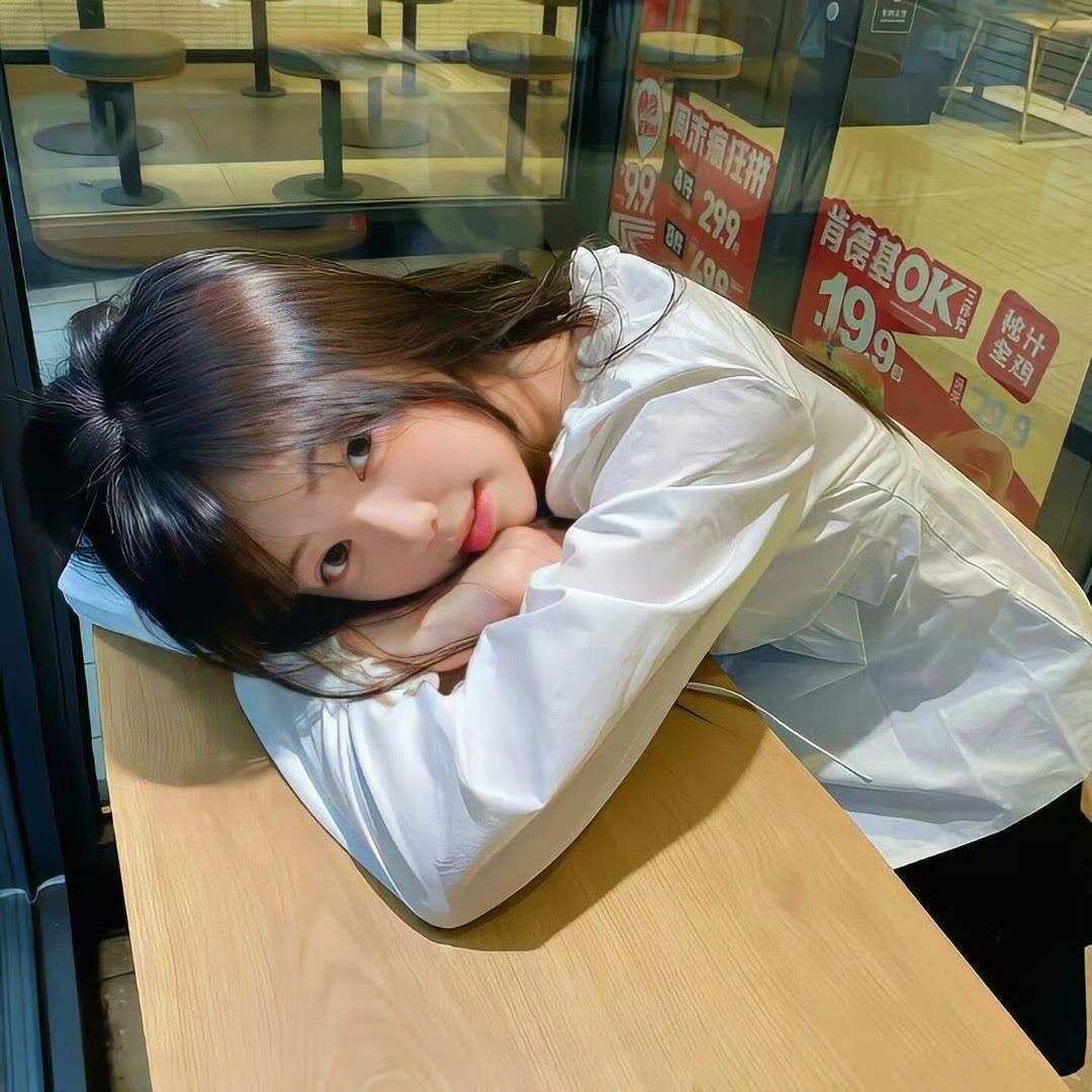 扬州伴游女生沈雨晴的资料