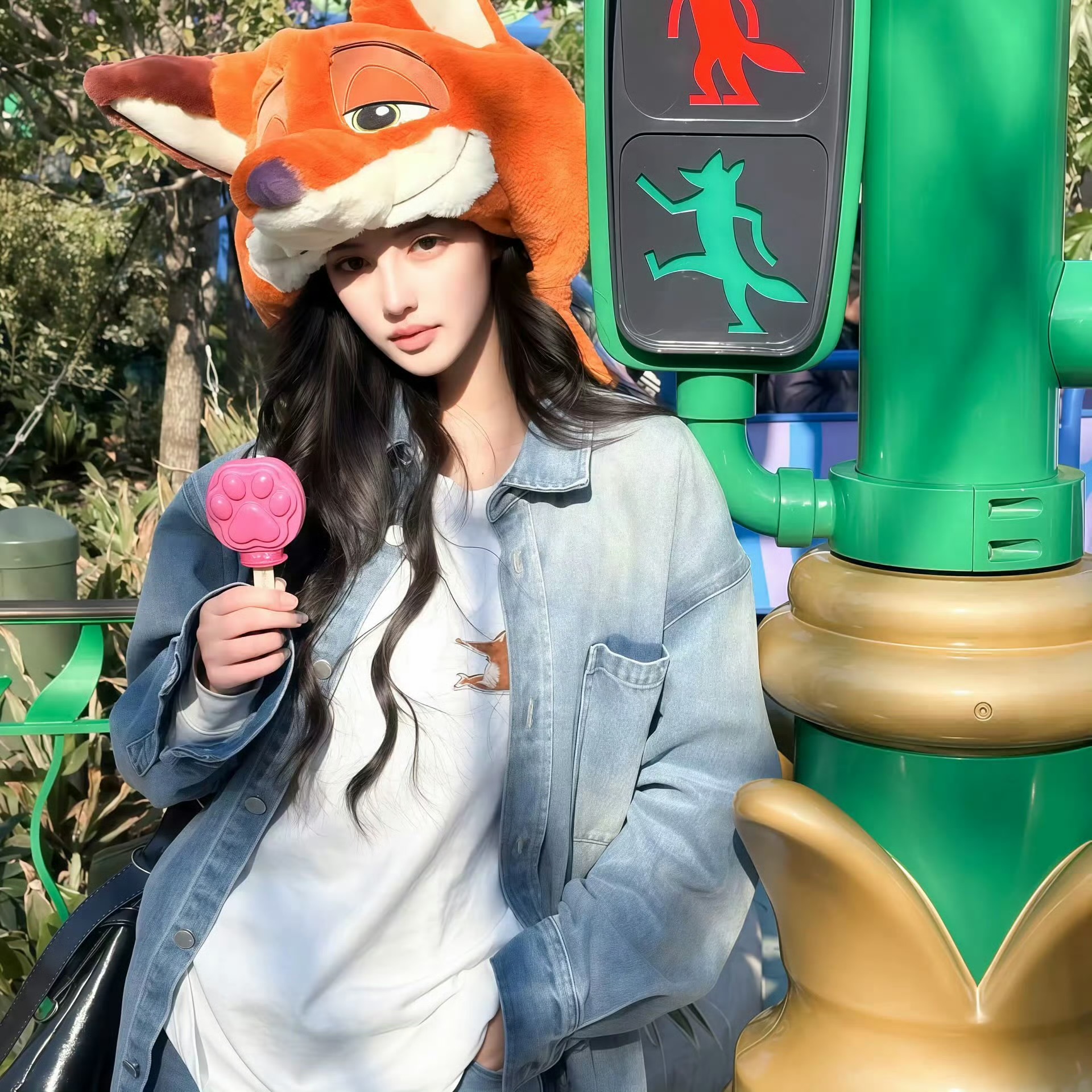 扬州伴游女生 | 屈芷烟的资料